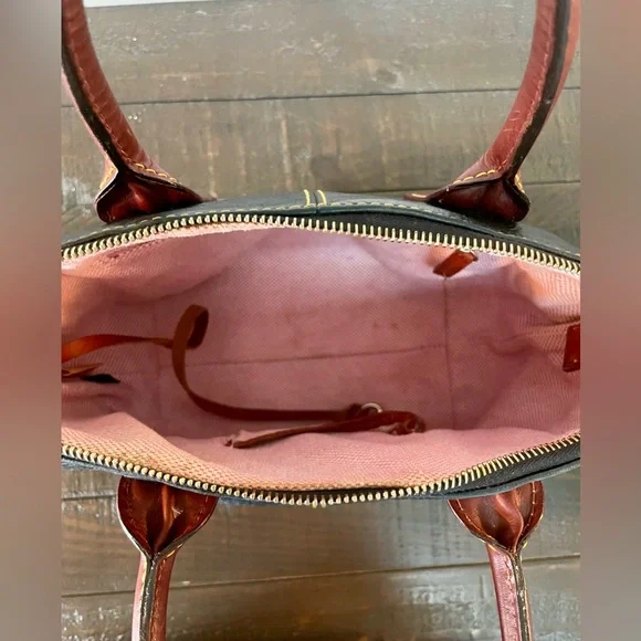 Vintage Dooney and Bourke Mini Satchel J0930427 - Picture 11 of 15